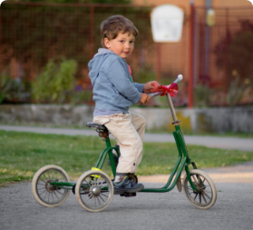 Toboganul si dezvoltarea copilului in 4 pasi simpli